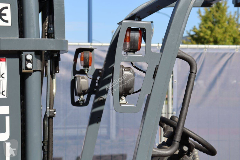 Carretilla elevadora Heli CPD25