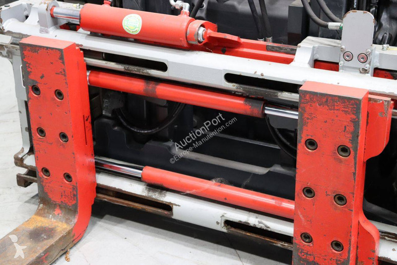 Chariot élévateur Linde T-02