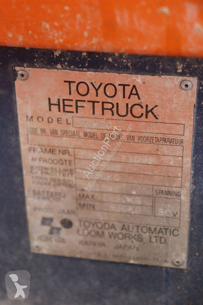 Кар Toyota 20