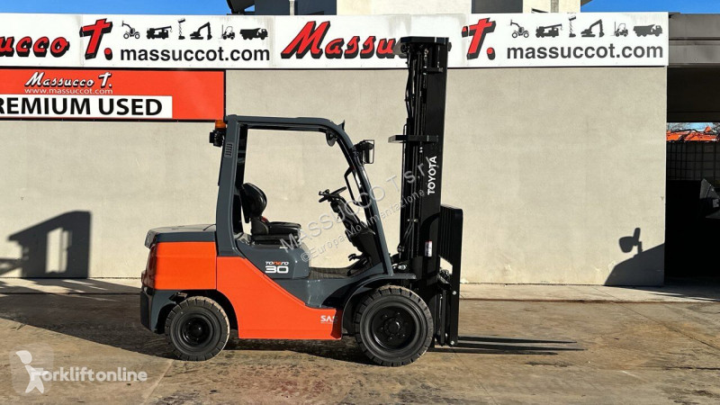 Lyfttruck Toyota 52-8FDF30