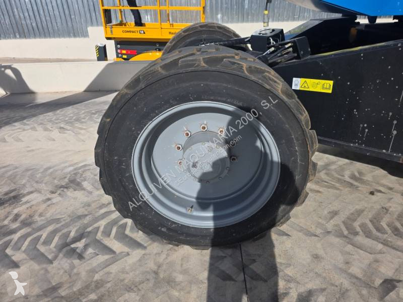 منصة تلسكوبية Genie ZX-135/70