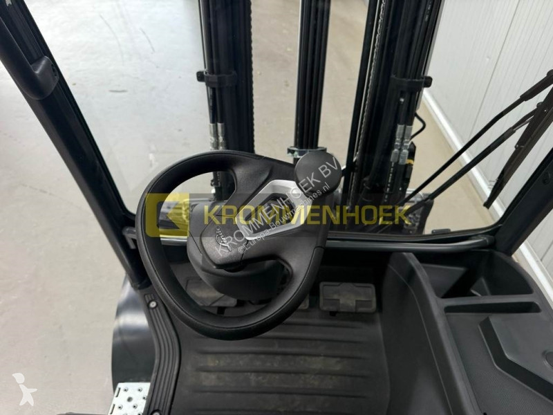 Heftruck Linde E 25 Triplex 7410 mm
