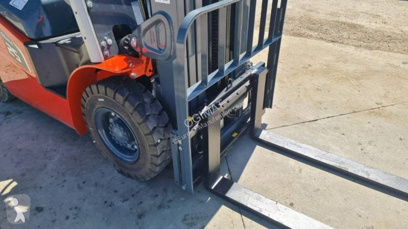Stivuitor Heli 2,5T à gaz