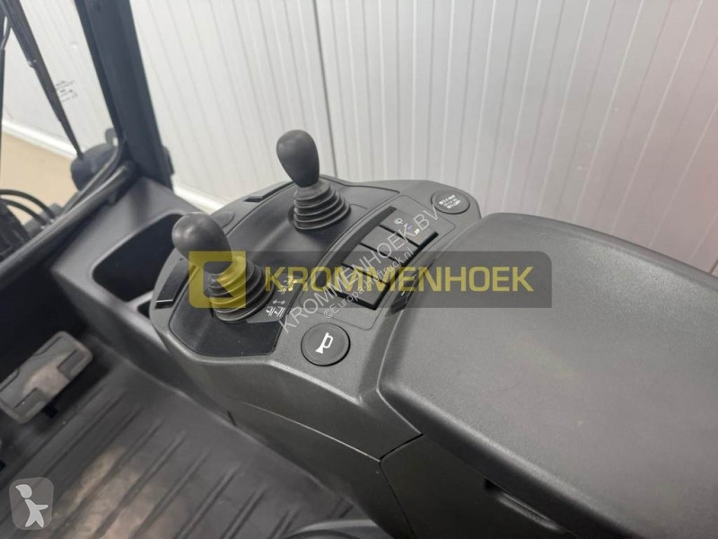 Lyfttruck Linde H 35 D-02