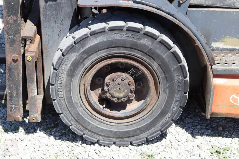 Teleskopický manipulátor Toyota 62-6FDF25