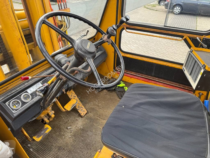Carretilla elevadora Caterpillar V 140