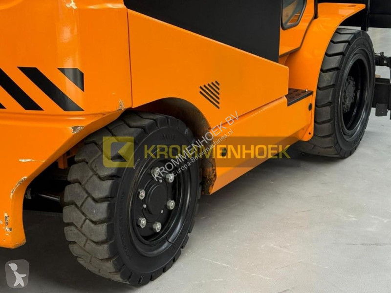 رافعة شوكية Hangcha CPD80J 8000 kg electric |...