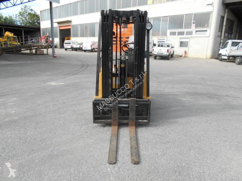 Lyfttruck Caterpillar F35