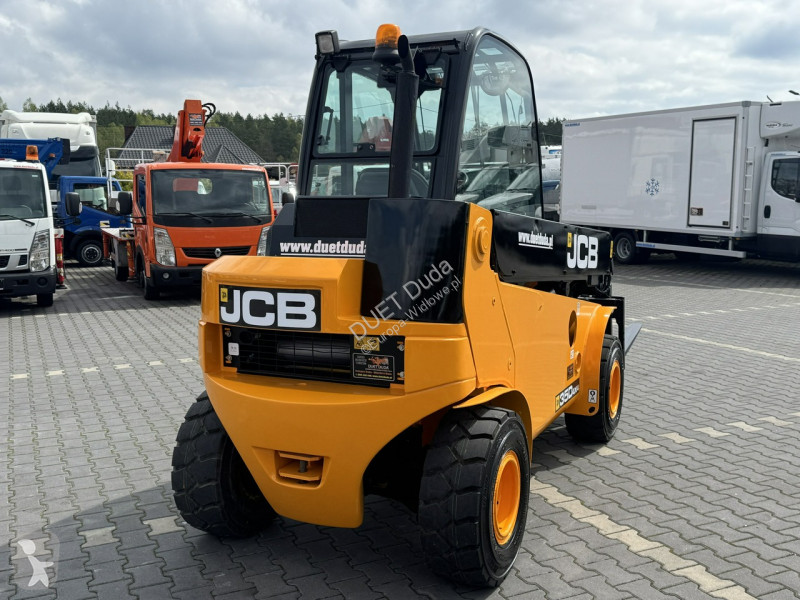 Автопогрузчик JCB 35D 4x4 T4 TELESKOP /...