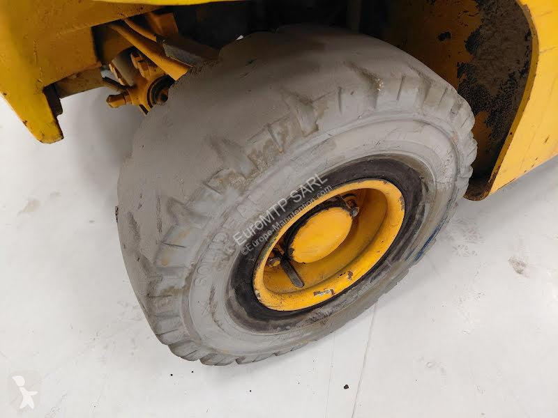 رافعة شوكية Hyster