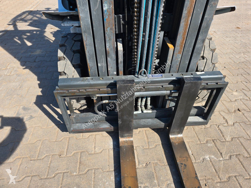 رافعة شوكية Unicarriers UniCarriers U1D2A25LQ...