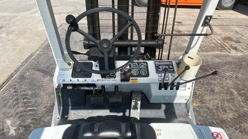 Teleskopický manipulátor Fiat OM DI30C