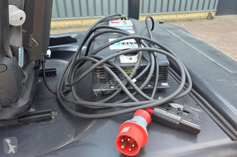 رافعة شوكية Doosan B30X-7 Plus Electric, 3 Tons...