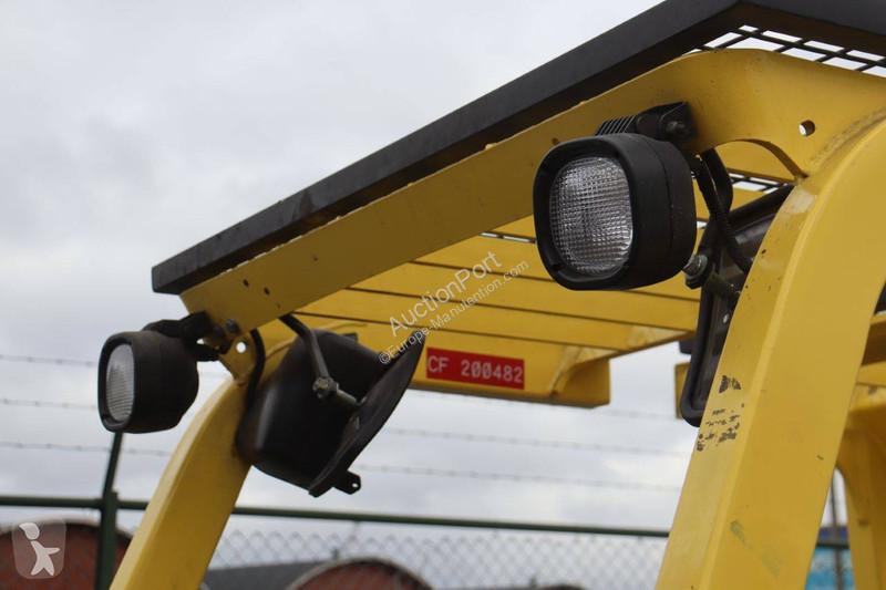 رافعة شوكية Hyster MWB