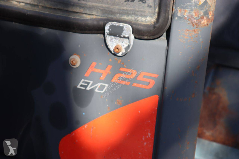 Vysokozdvižný vozík Linde H25D-02