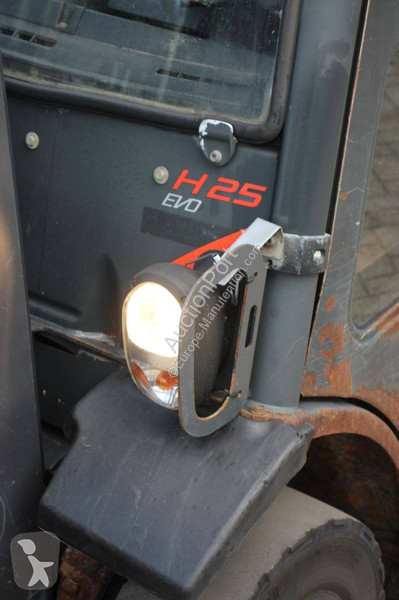 Vysokozdvižný vozík Linde H25D-02