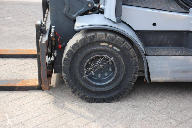 Vysokozdvižný vozík Still 7025