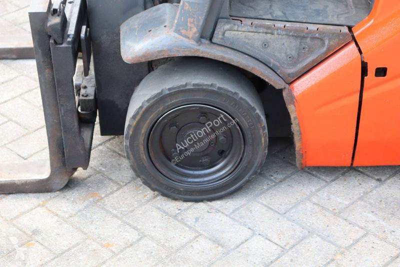 Vysokozdvižný vozík Linde E16-01