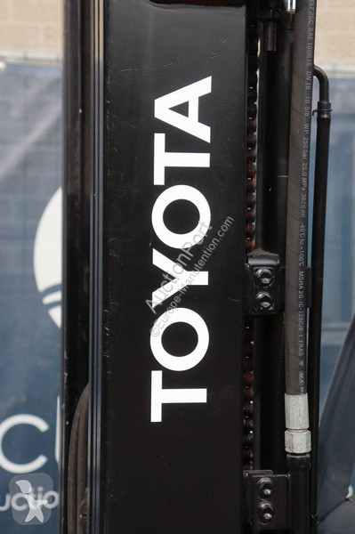 Vysokozdvižný vozík Toyota