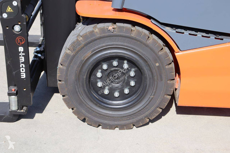 Vysokozdvižný vozík Toyota 9FBM30T