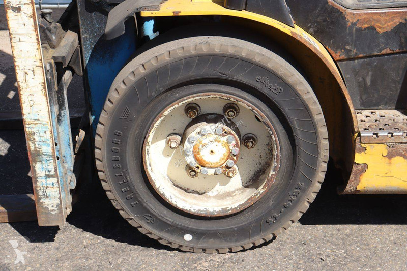 Chariot élévateur Yale GDP35VX