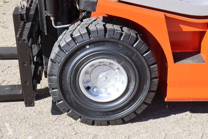 Carretilla elevadora Cesab C4E250V