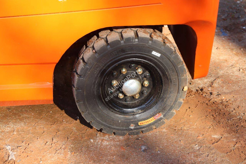 Carretilla elevadora MachPro MP-E2.5