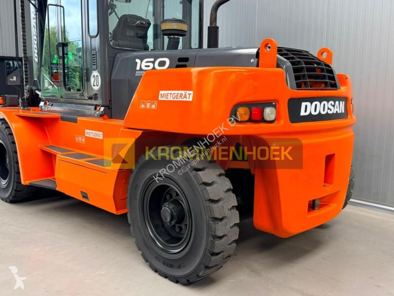 Chariot élévateur Doosan D 160 S-5