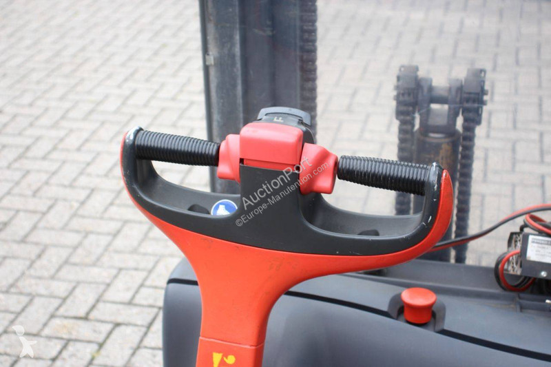 Кар Linde L12