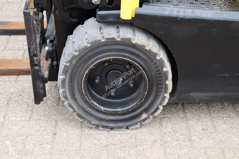 Навантажувач вилковий Hyster MWB