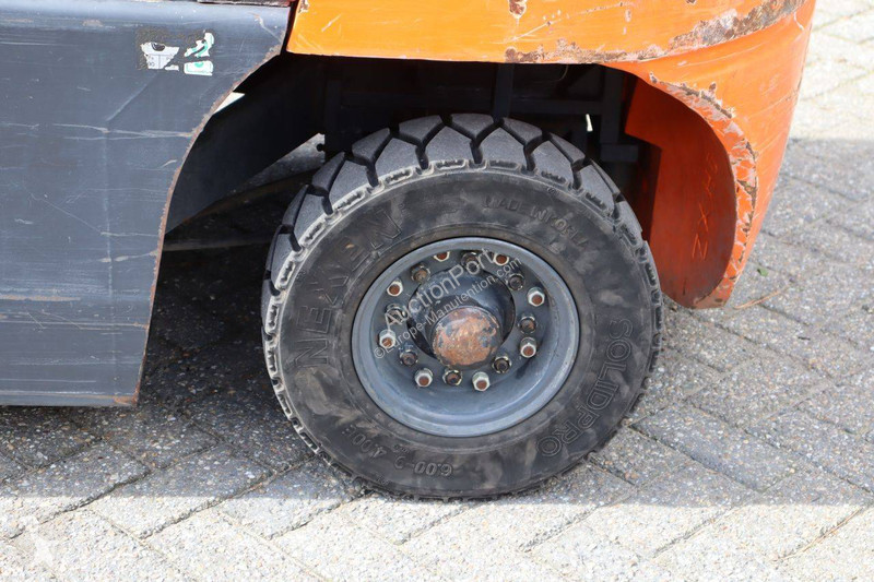 Doosan D25G Forklift