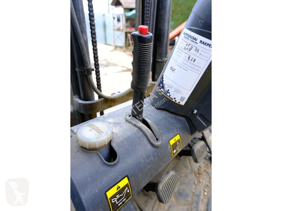 Hyundai 18L-7M Forklift