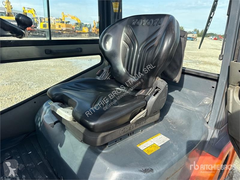 Emelőtargonca Toyota 52-SFDF30 3000 kg Forklift