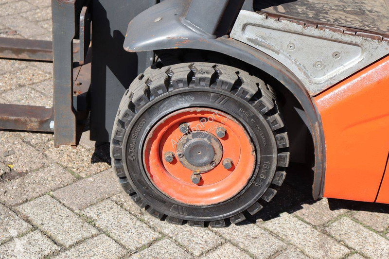 Stivuitor Linde E16-01