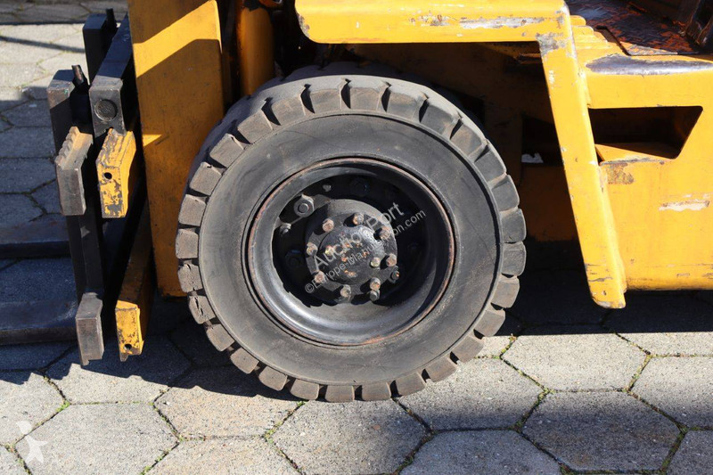 Carretilla elevadora Komatsu FD20-7