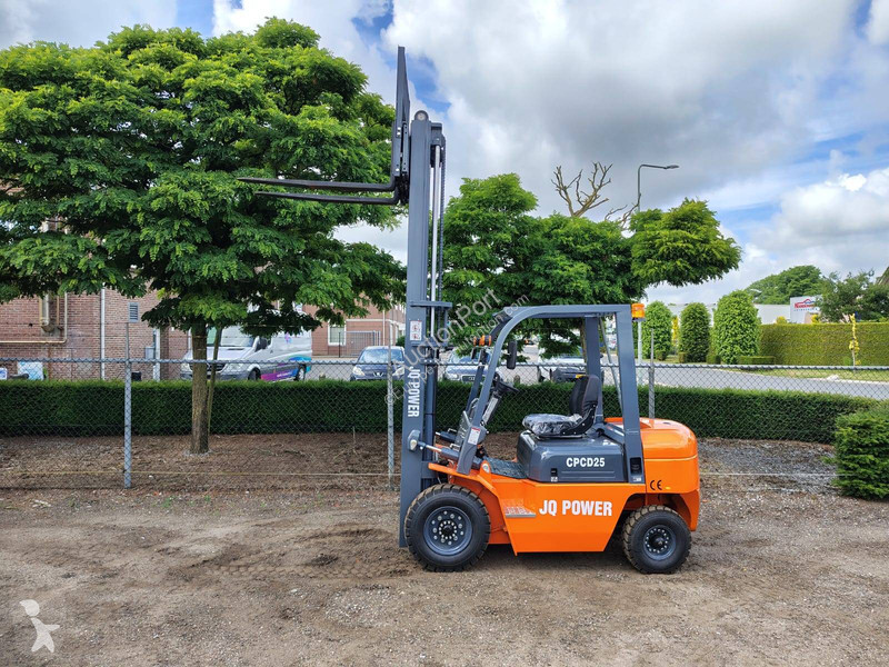 Chariot élévateur  CPCD25