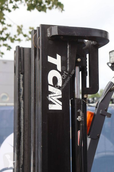 Chariot élévateur TCM FHG18T3