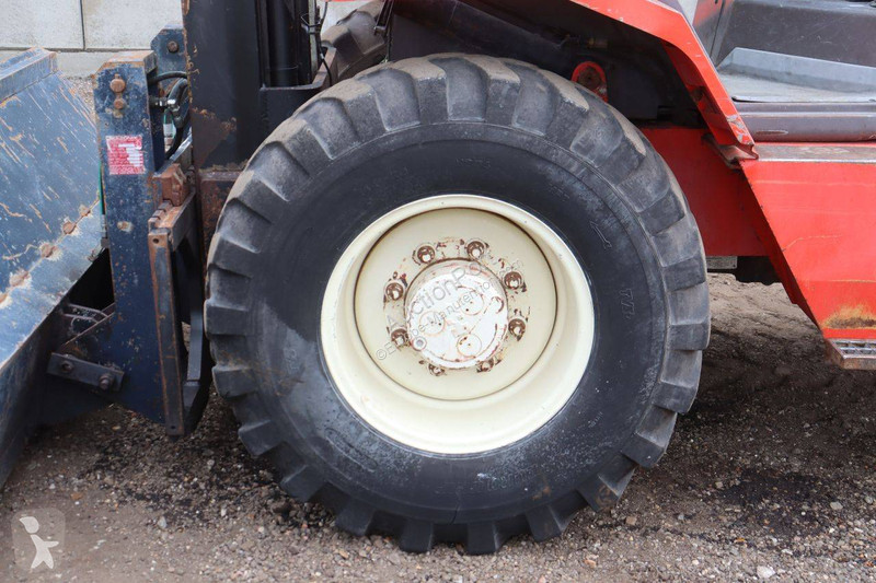 رافعة شوكية Manitou MC 30