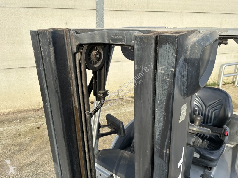 Chariot élévateur Still