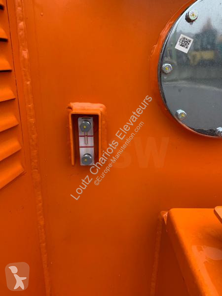 Chariot élévateur Doosan  D160S-9