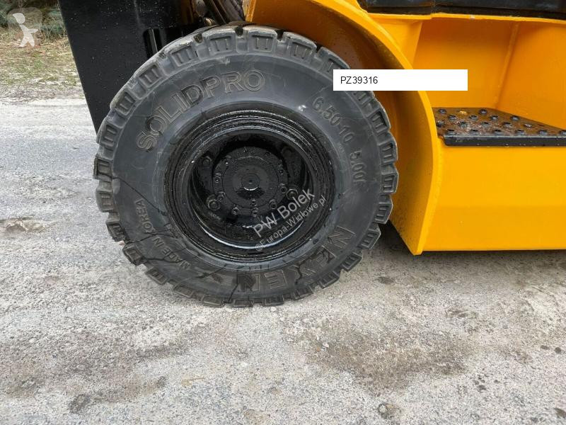 Teleskopický manipulátor Hyundai 18D-7E