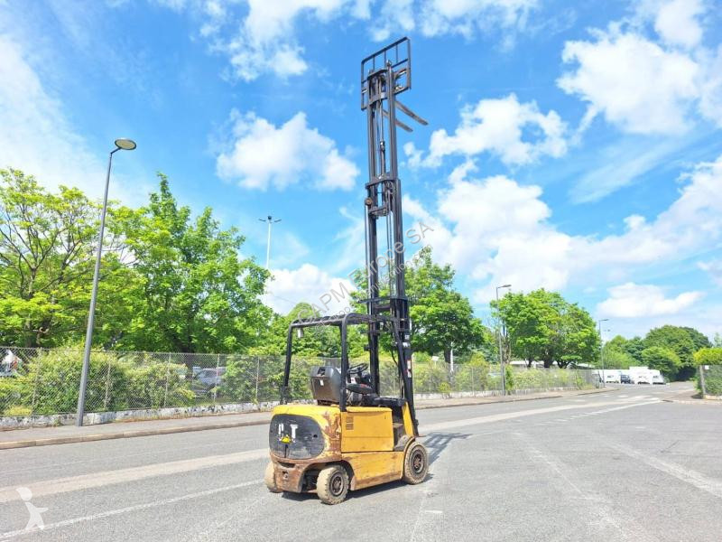 Heftruck Caterpillar KP