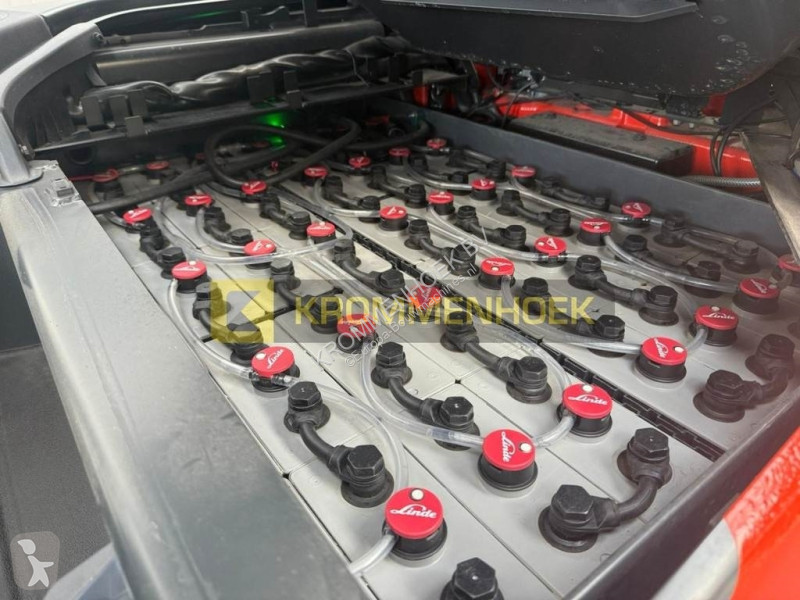 Teleskopický manipulátor Linde E 30 Demo
