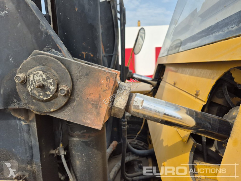 Heftruck Caterpillar DP150