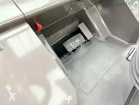 Автопогрузчик Manitou