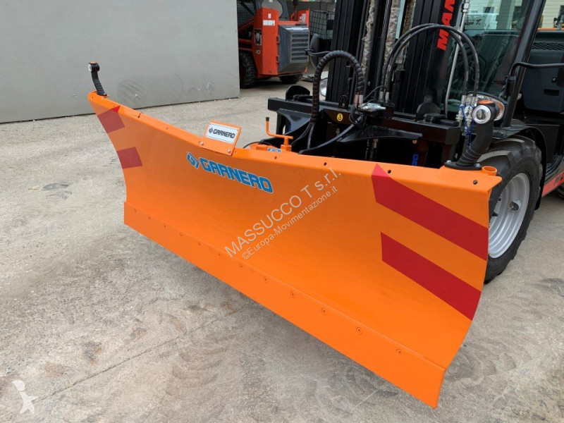 رافعة شوكية Manitou MC30-4 DK