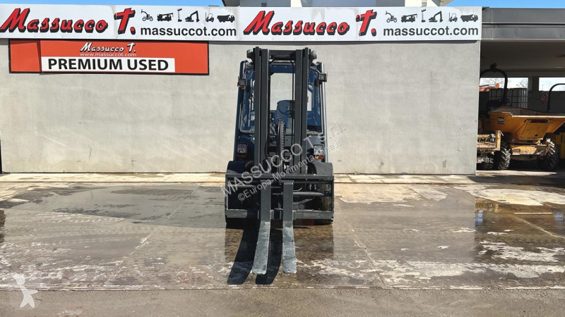 رافعة شوكية Linde H40D