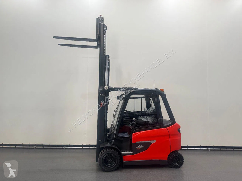 Teleskopický manipulátor Linde 1252  HL01