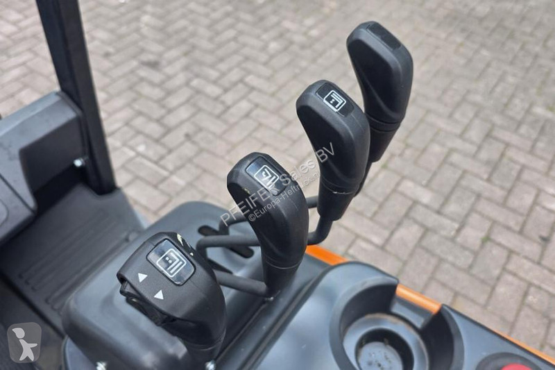 رافعة شوكية Doosan B30X-7 Plus Electric, 3 Tons...