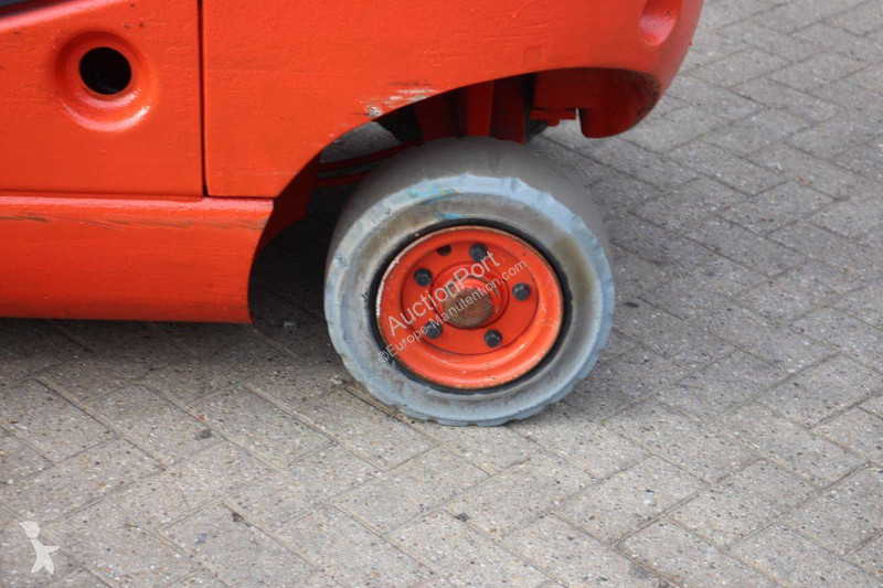 Автопогрузчик Linde H12T-03